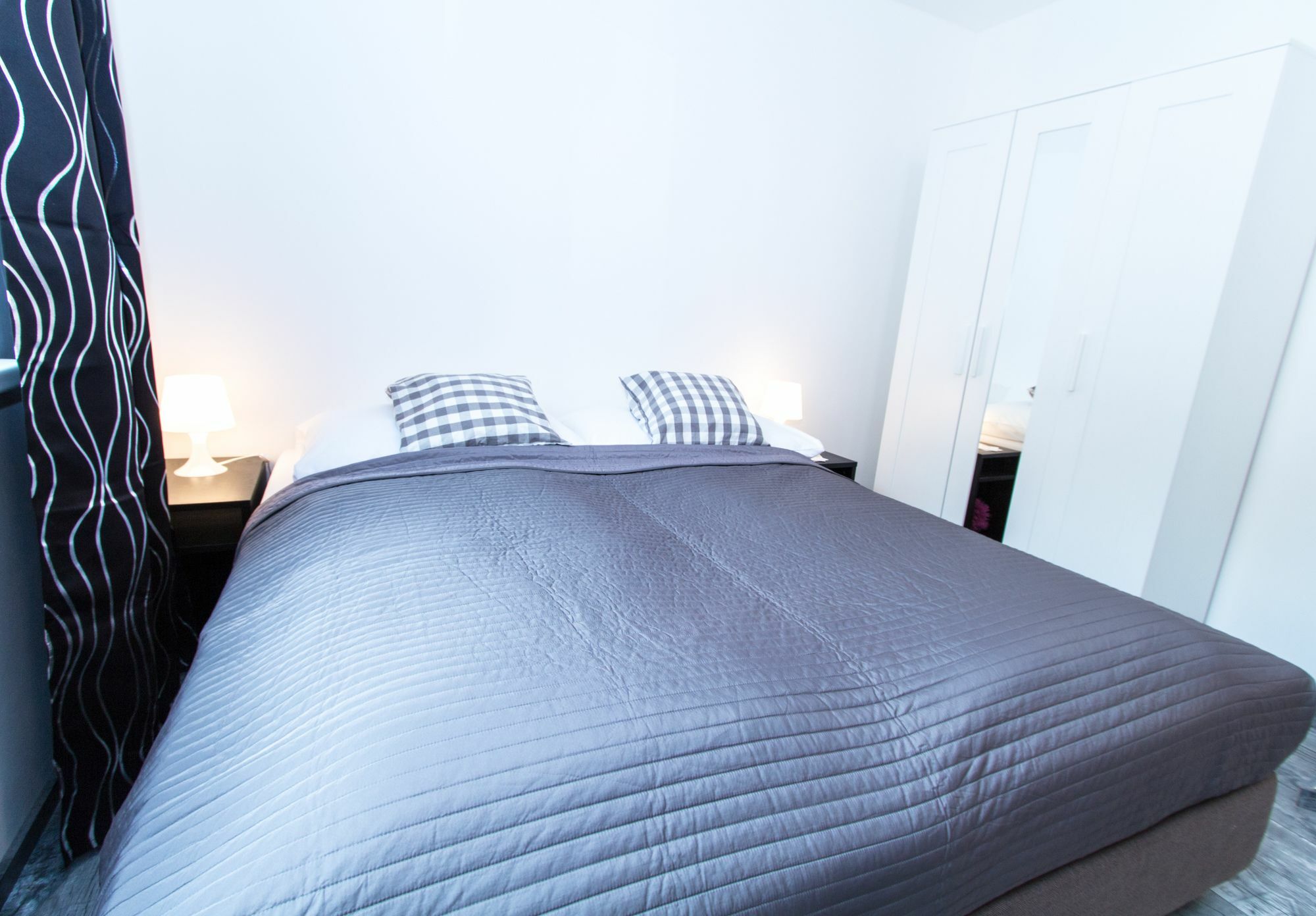 Checkvienna - Reschgasse Apartment Екстериор снимка